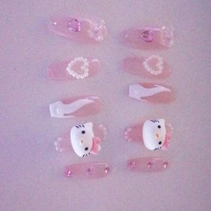 Cute Hello Kitty Press-on Nails